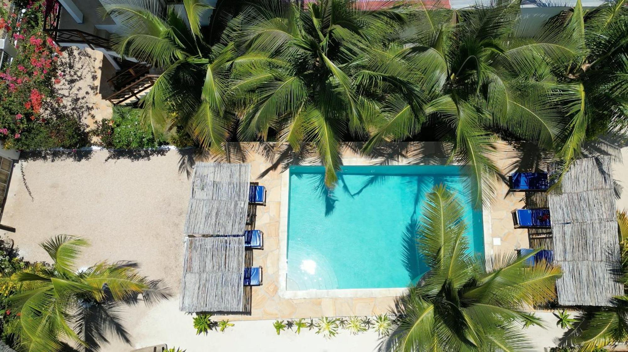 Tofauti Inn Makunduchi Bagian luar foto